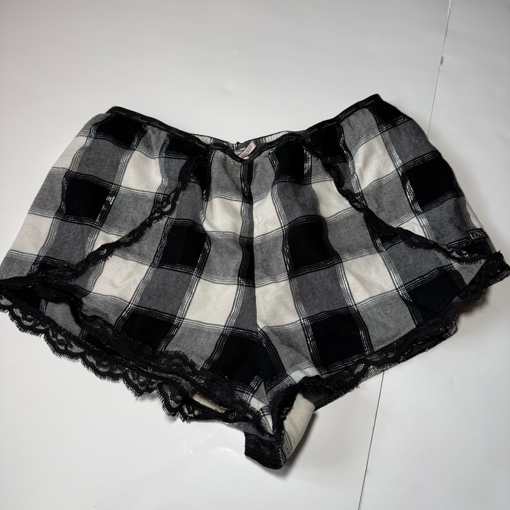 Victoria's Secret Black & White Plaid‎ Lace-Trim Sleep Shorts
